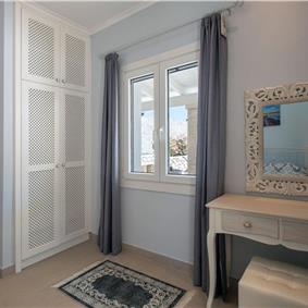 3 bedroom villa with pool in Kassiopi, Corfu, sleeps 7